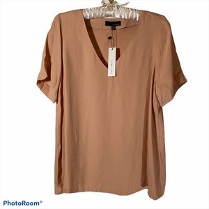 Lost April Blouse. Size M. NWT